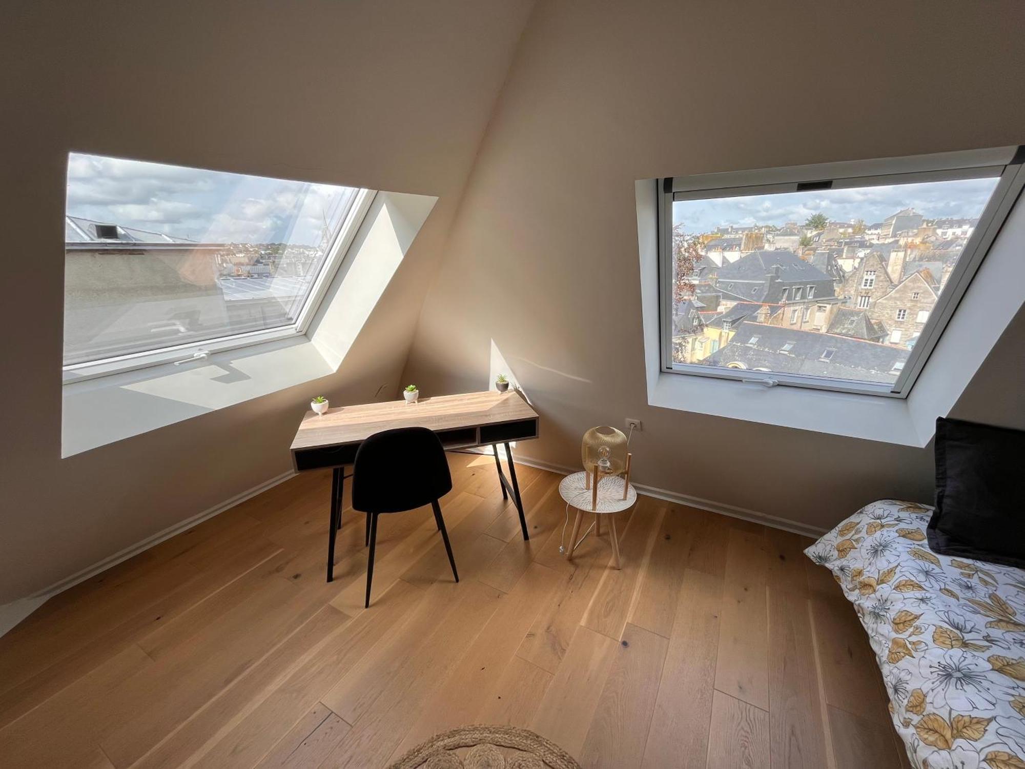 Le Nid Des Quais - Vue Panoramique Au Coeur De La Ville - Wifi - Entree Autonome Quimper Bagian luar foto